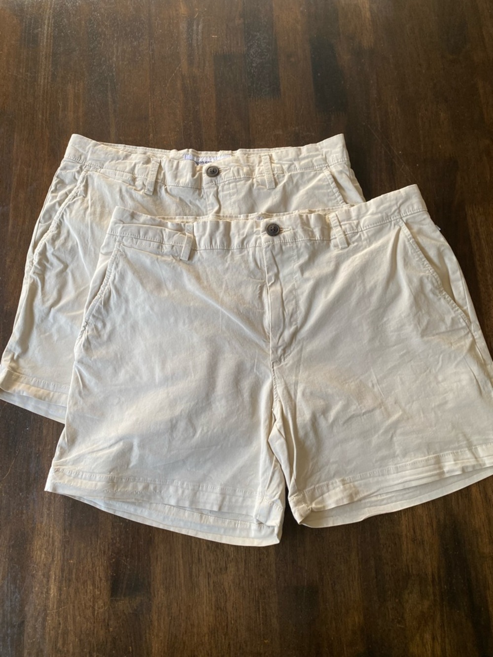 Amazon Essentials Cream Women's Bermuda Shorts (Lot of 2)